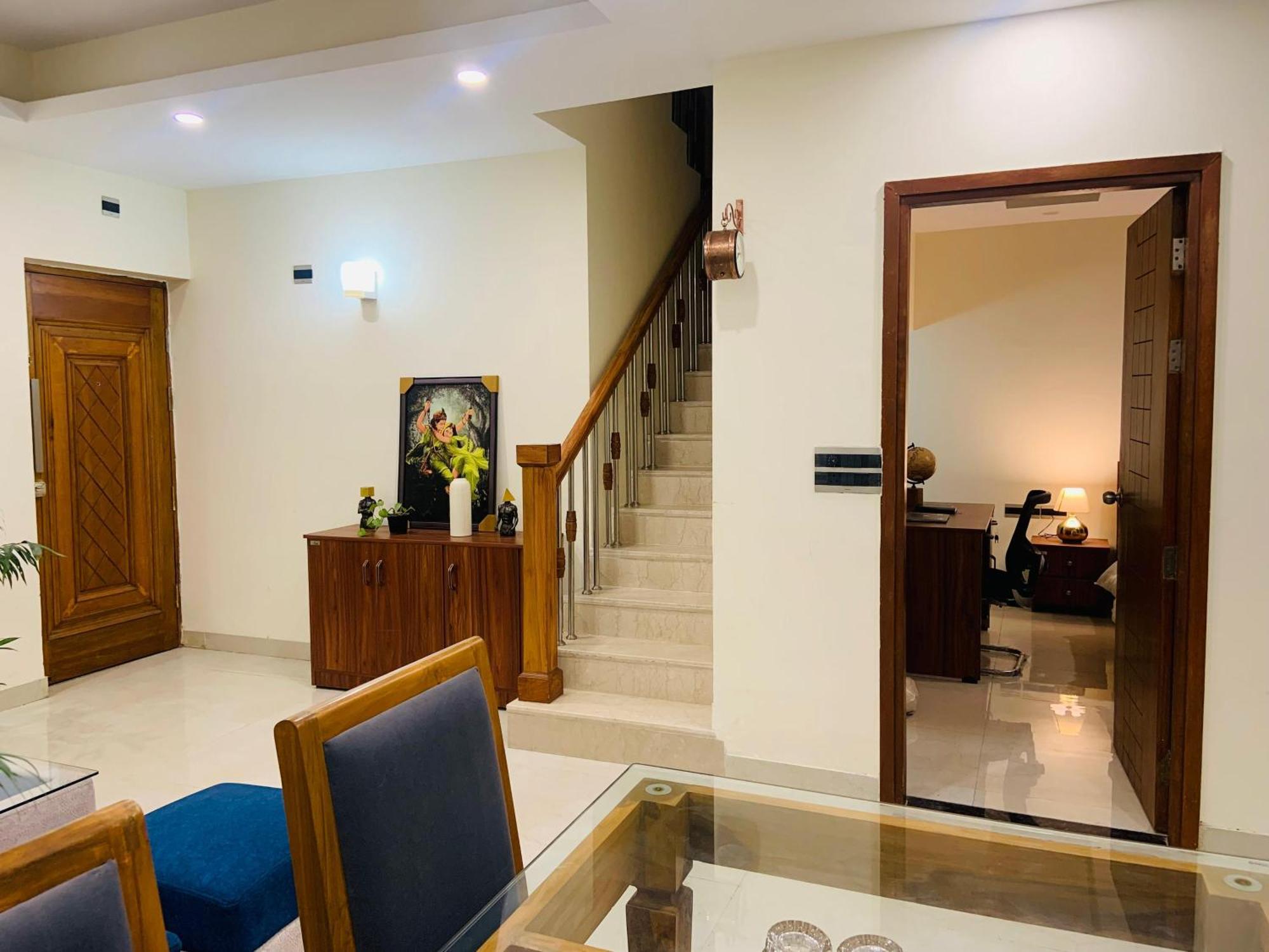 Umang - Premium Resort Like Villa In Вриндавана Экстерьер фото